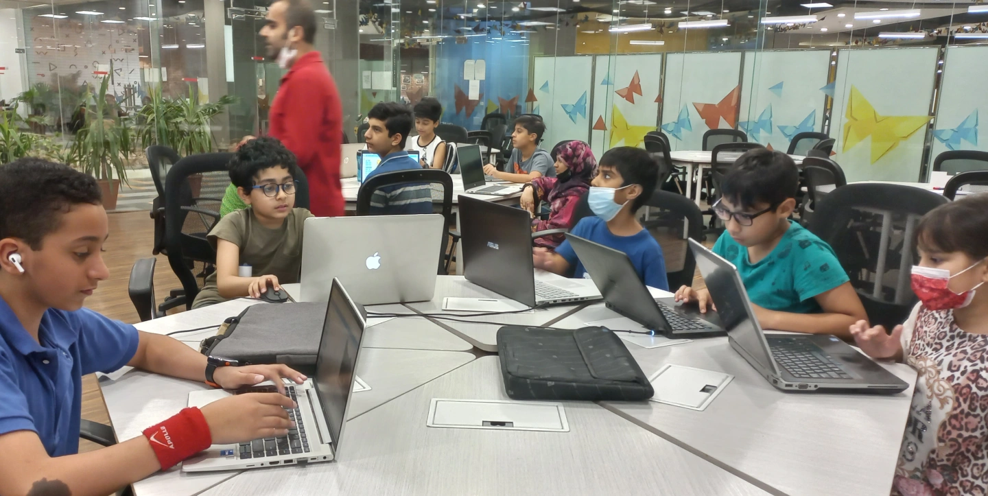 Navigating the Digital World: A Tech Literacy Program